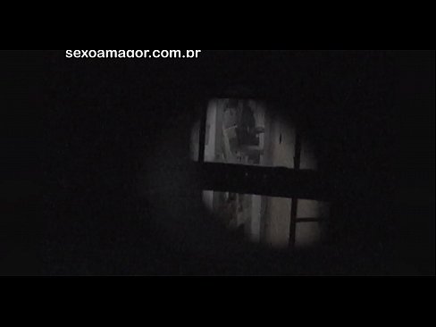 ❤️ Ξανθιά κοπέλα βιντεοσκοπήθηκε κρυφά από ηδονοβλεψία της γειτονιάς κρυμμένο πίσω από κούφια τούβλα ❤️  στο el.pornpictureshq.ru ☑